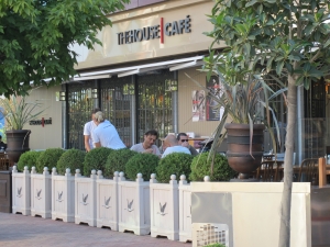 THE HOUSE CAFE